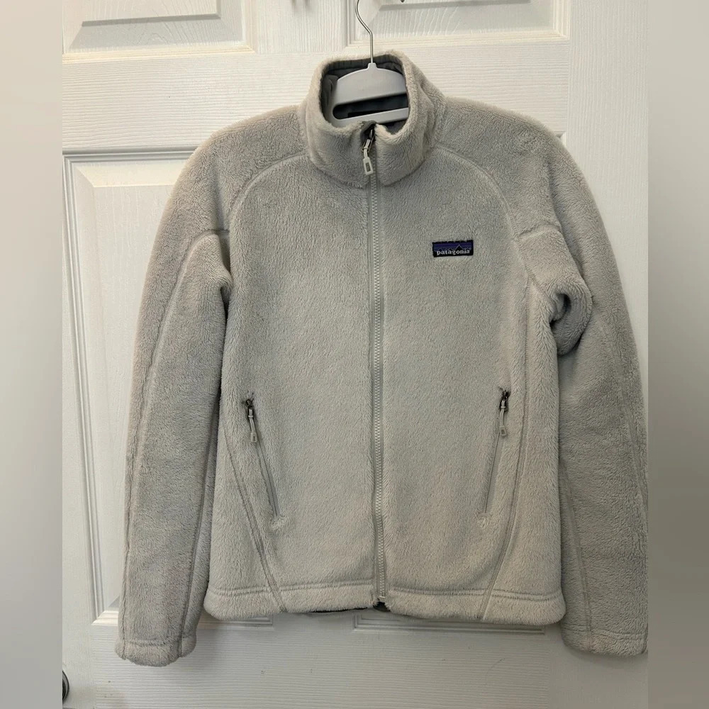 ! Patagonia women’s fleece jacket sz Xs
